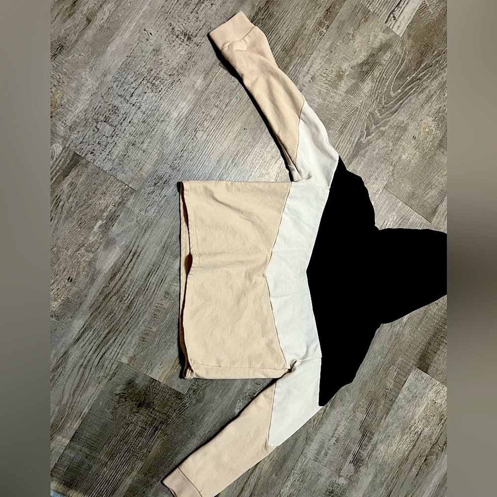 Black, white, and beige hoodie!! Adorable, cozy, and not to thick great for fall
